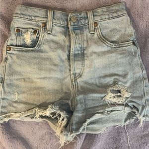 levi’s ribcage shorts, size 23